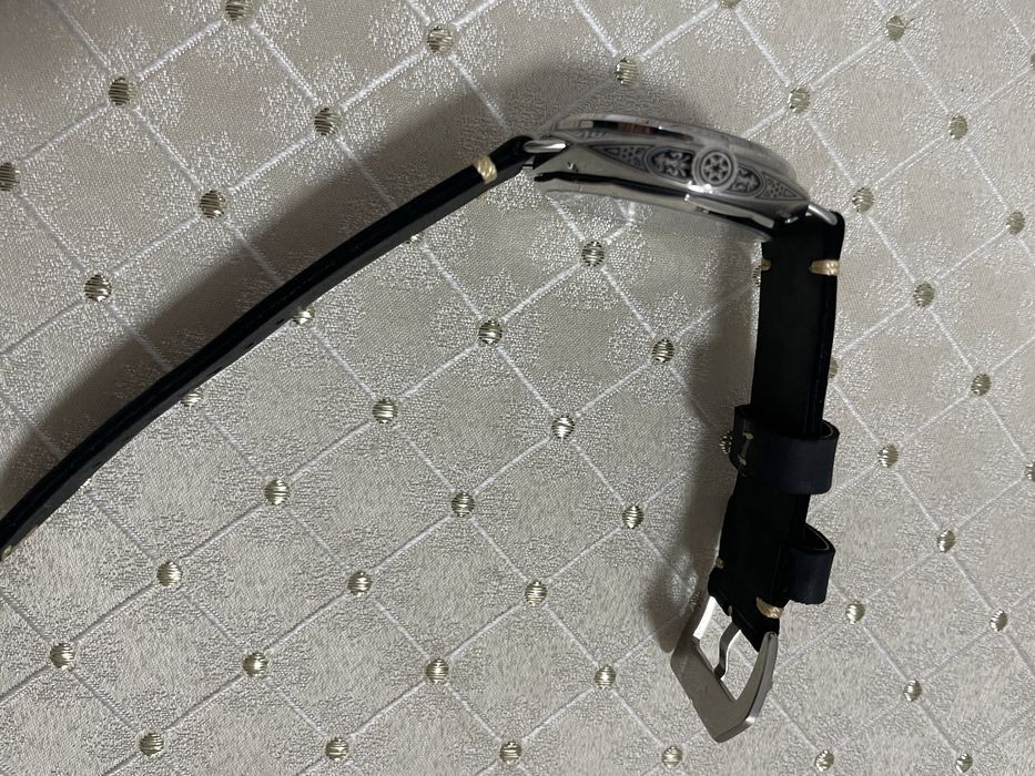 Часы молния редкие циферблат