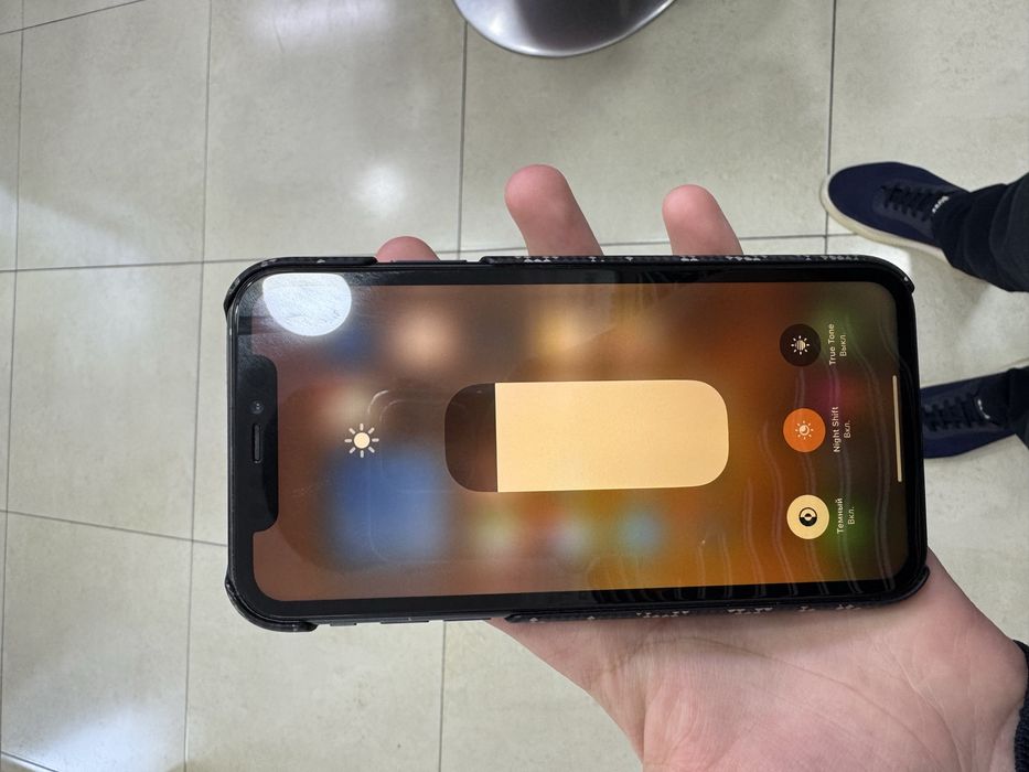 Iphone 11  ideal 128gb