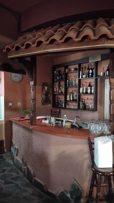 Дава се под наем Заведение в Кюстендил, Център - 330 кв.м за 1275 € - Снимка #2