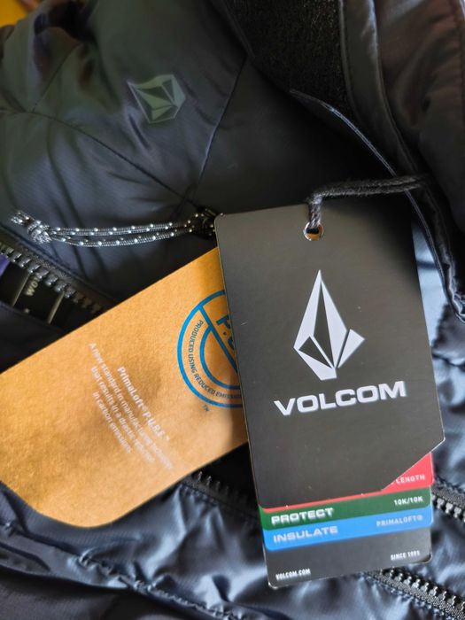 Volcom - ново дамско яке L
