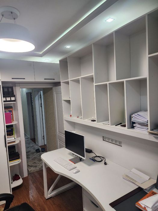 Себзор 3/5/5 Ат Термизий Масжит Квартира сотилади  Жойи зу́р