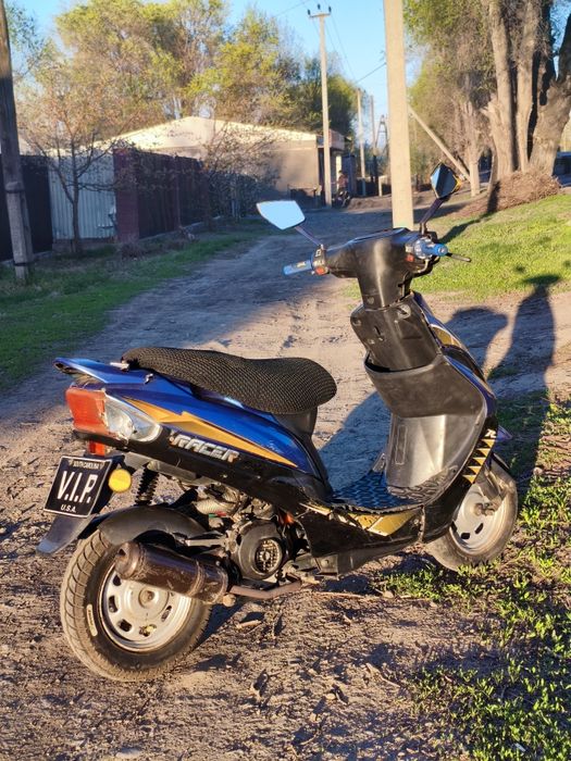 Скутер Racer Meteot