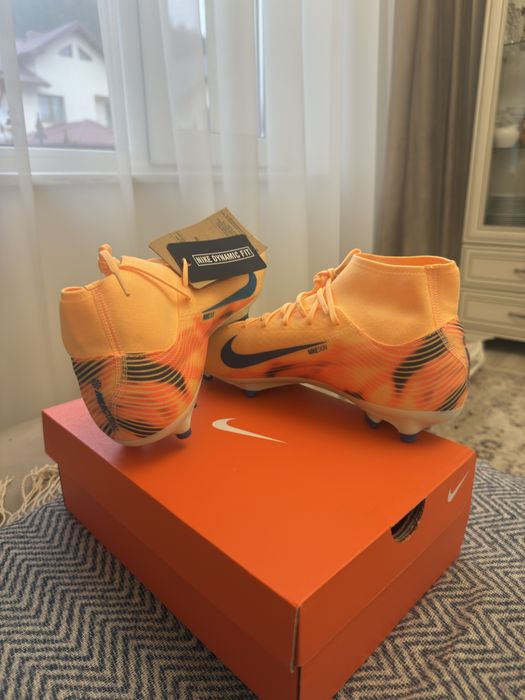 Ghete de Fotbal Nike Superfky KM