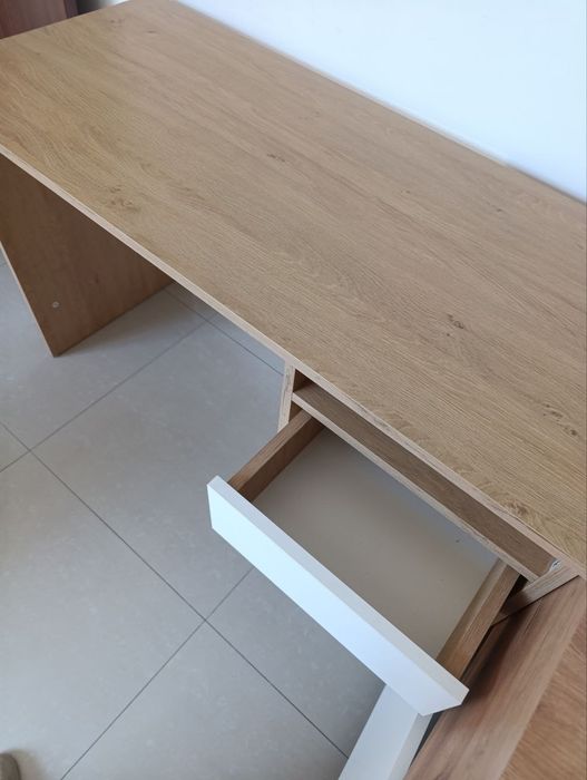 Бюро JYSK BILLUND 120×54×75 см, натурален дъб/бяло – употребявано