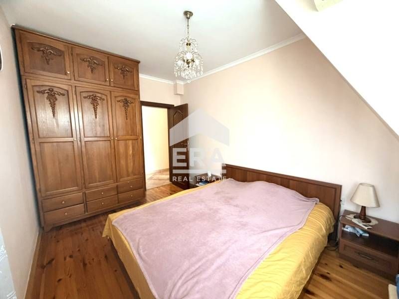 Дава се под наем Двустаен апартамент в Варна, Бриз - 80 кв.м за 498.27 € - Снимка #8