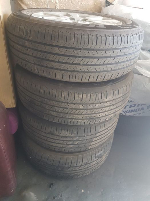 Продам комплект новой летней резины на 16