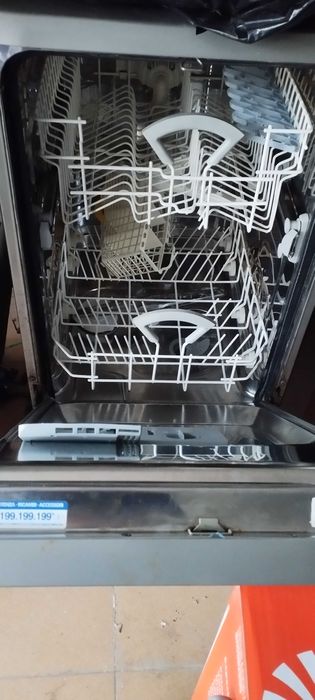 Съдомиялна Ariston