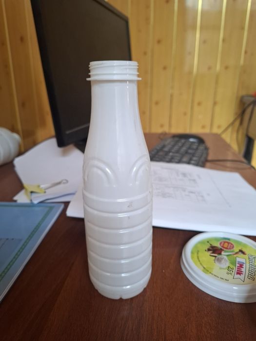 Kefir uchun idishlar 1,5 va 1 litrli