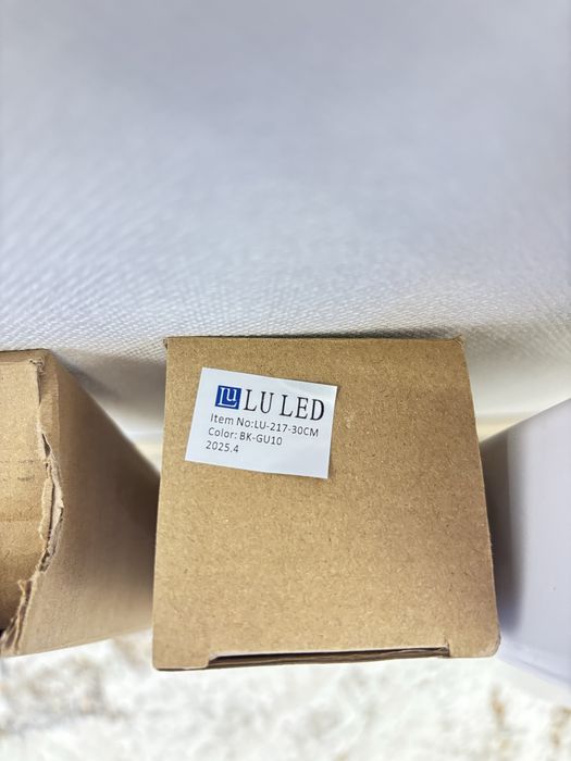 Продам потолочные бра