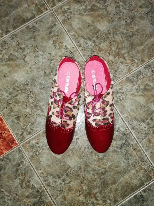 Дамски високи маратонки,,Гучи" №37