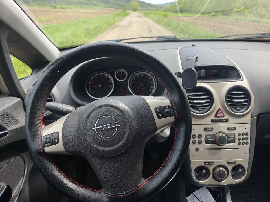 Opel Corsa D automat