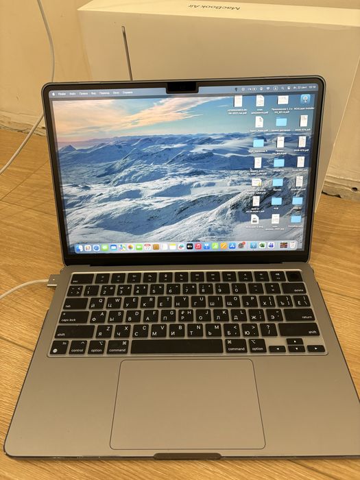 Продам MacBook Air Макбук 2024