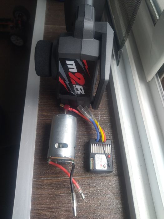 Дистанционно за RC колички