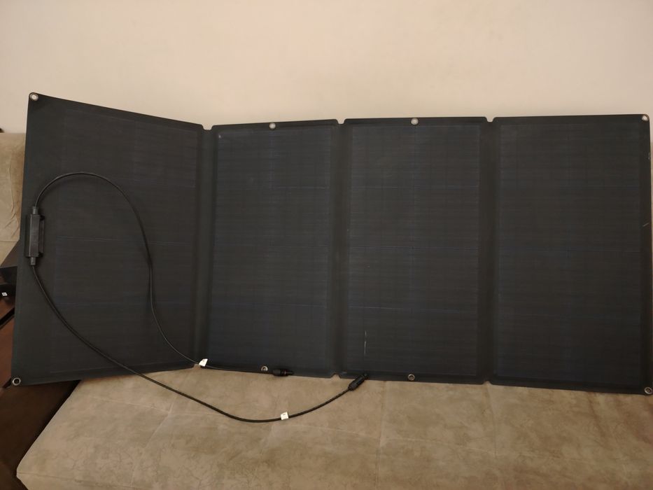 Сотилади янги.  Комплектида куват сакловчи батарейки ва куёш панеди