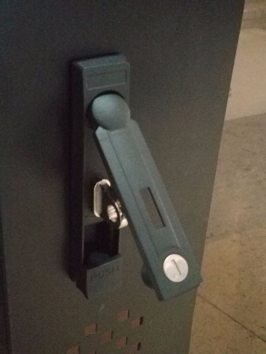 Шкаф телекоммуникационный, серверный 22 U для офиса