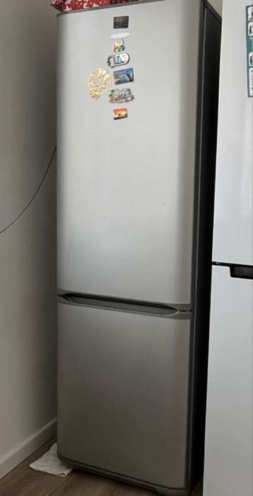 Продам холодильник бирюса