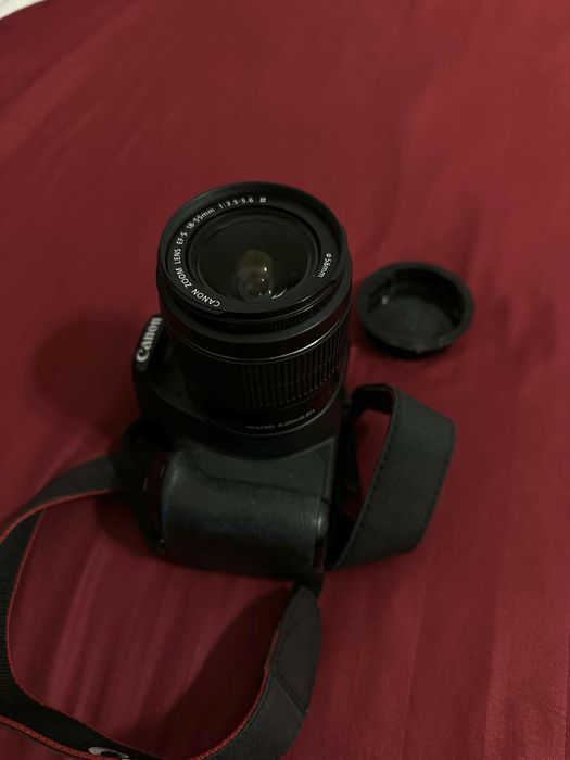 Canon EOS 1200D / 18–55mm