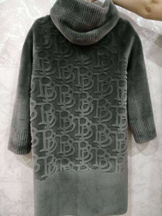 Продам двухстороннюю шубу