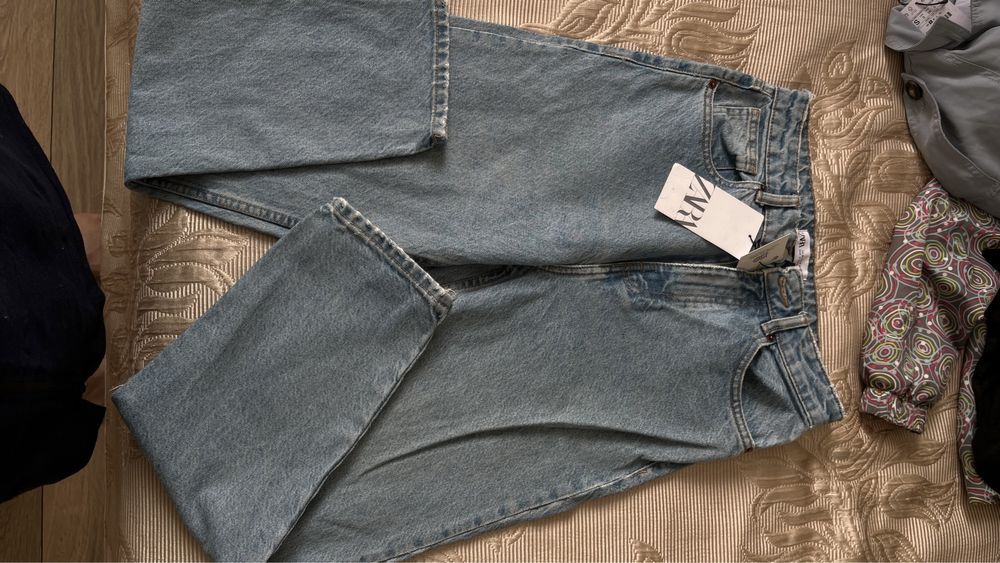 Zara джинсы новые