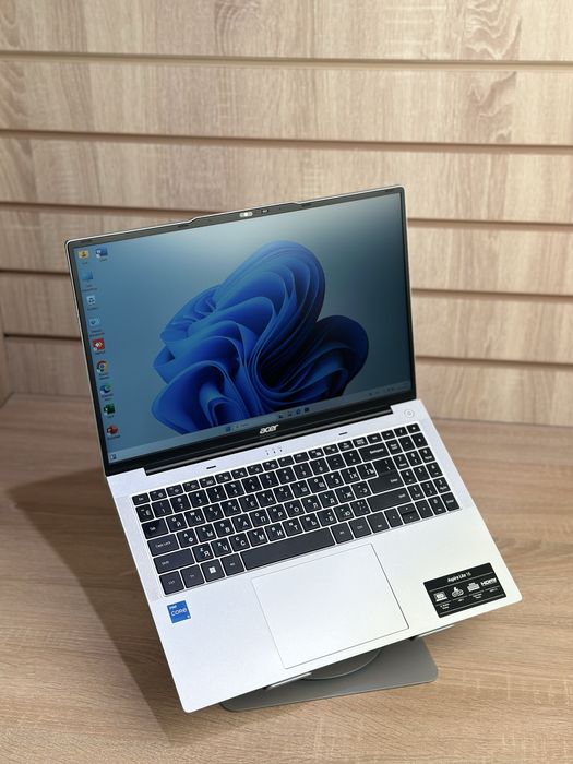 Acer Aspire lite 16 i5-1334U ram 8gb ssd 256gb Б/У