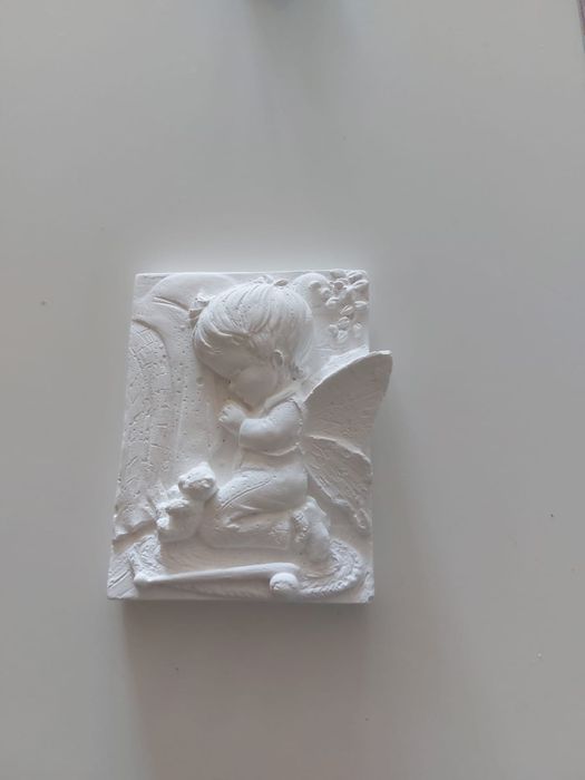 Подаръчета за гости  крила на ангел сърце от цветя от гипс ангелчета,