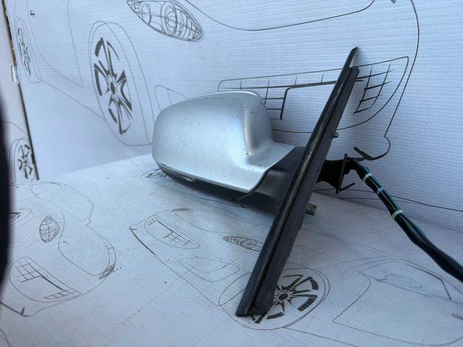 Oglindă Retrovizoare Dreaptă Electrică 2 și 6 Pini Audi A4 S4 B8 8K 8K2857410AF / 857410AF 2010 / [2008-2015] / (5A3)