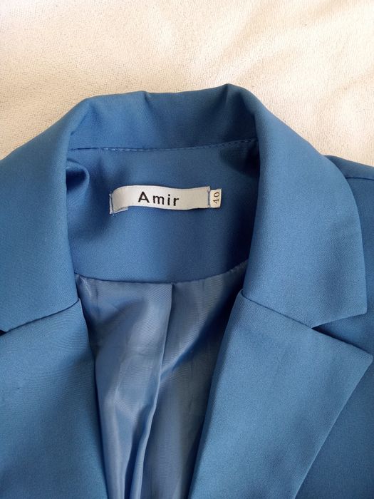 Продам костюм на девочку