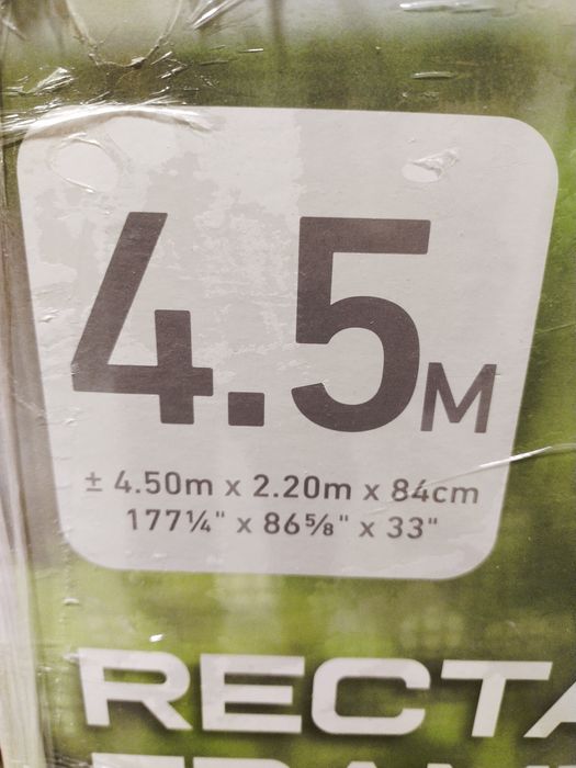 Бассейн б/у исползано 2 года нету дырки