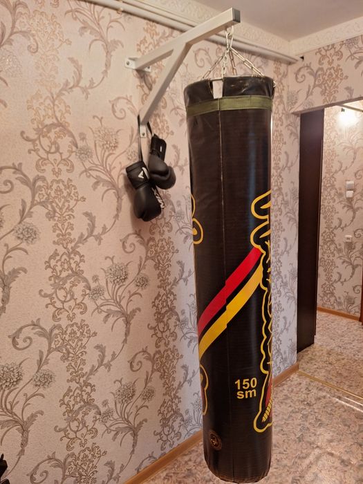 Груша 150 см, перчатки, кронштейн