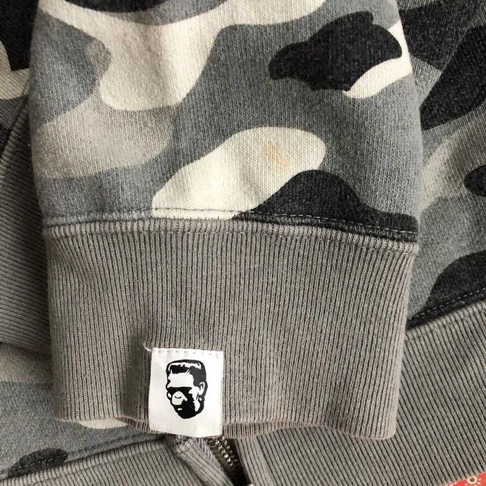 Hanorac Bape Grey Camo Shark Hoodie