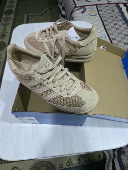 Кроссовки Adidas оригинал