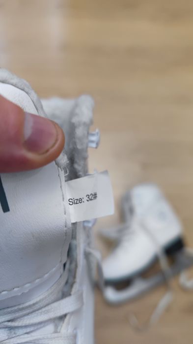 Коньки детские. Утеплённые.