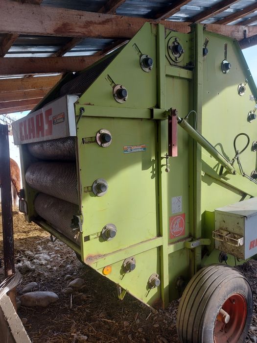 Пресс подборщик рулонный