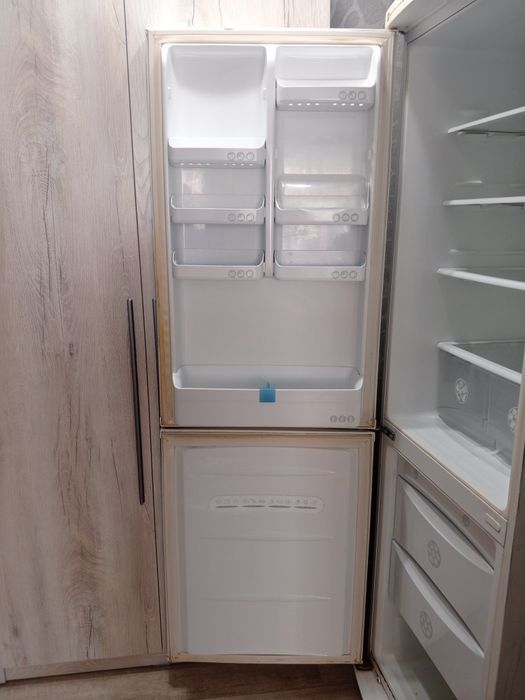 Продам Холодиильник б/у