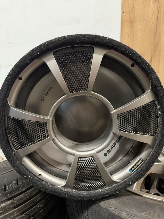 Бас туба за кола blaupunkt