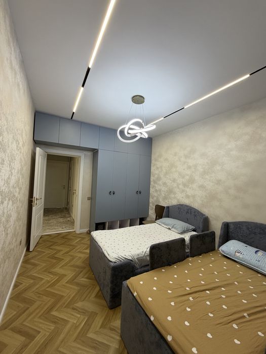 Kvartira sotiladi sputnik 16 A