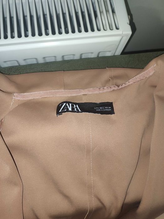 Дамски Тренч на Зара