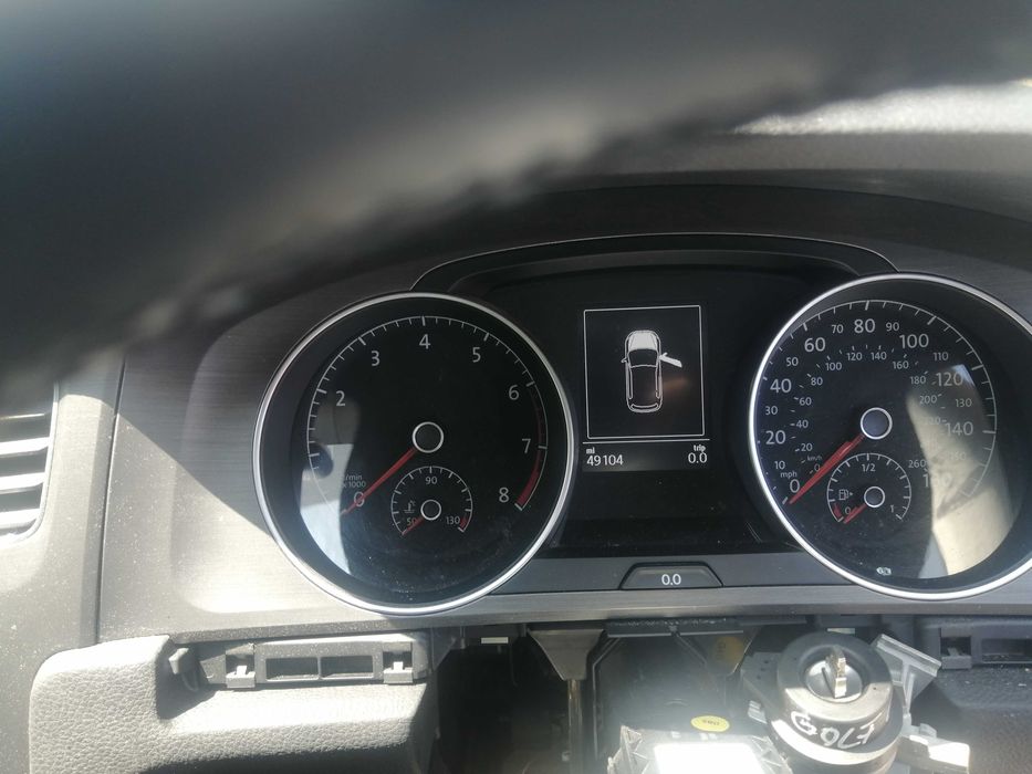 Dezmembram Golf 7  motor 1.4l benzina