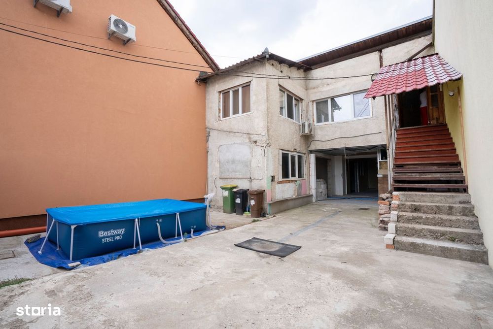 Casa 5 camere in Rogerius, la bulevard, cu acces auto