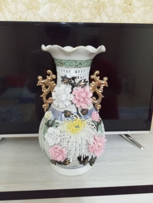 Ваза декоративная