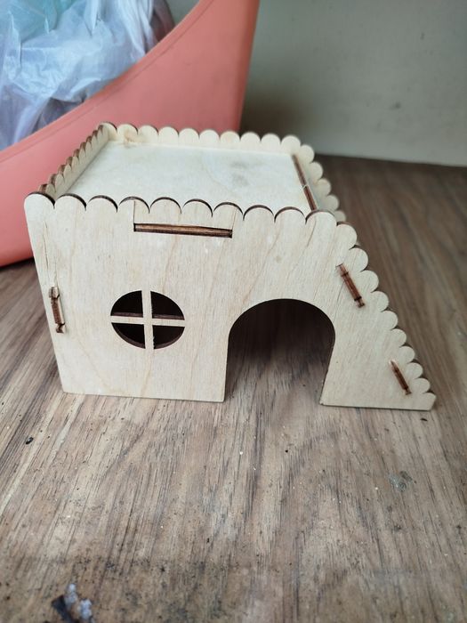 Продам домик для хомяков