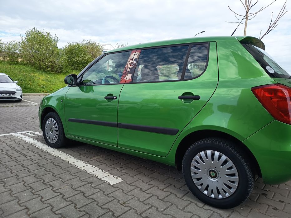 Vând Skoda Fabia 2