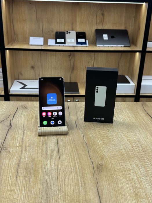 Samsung S 23  256 gb