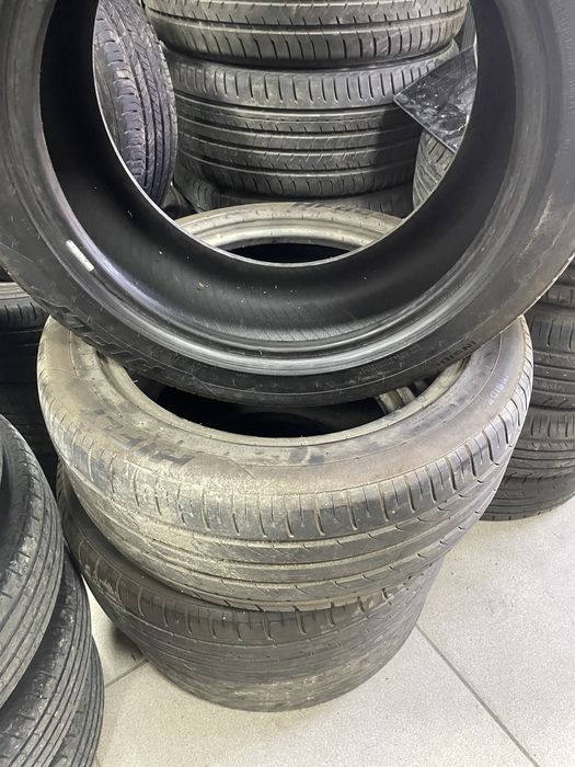 Продам комплект шин R17