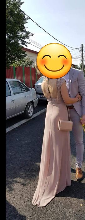 Rochie lunga cu trena roz pudra S