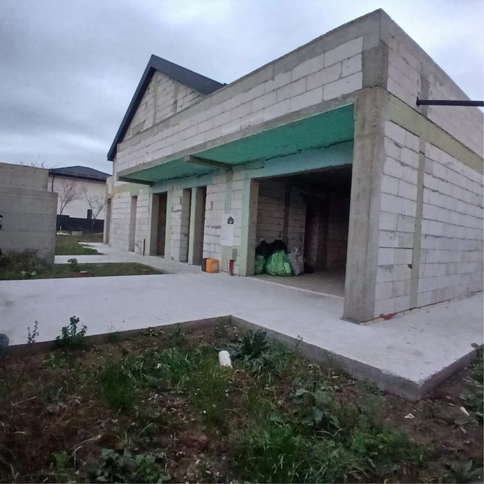 Casă la roșu S+P+1