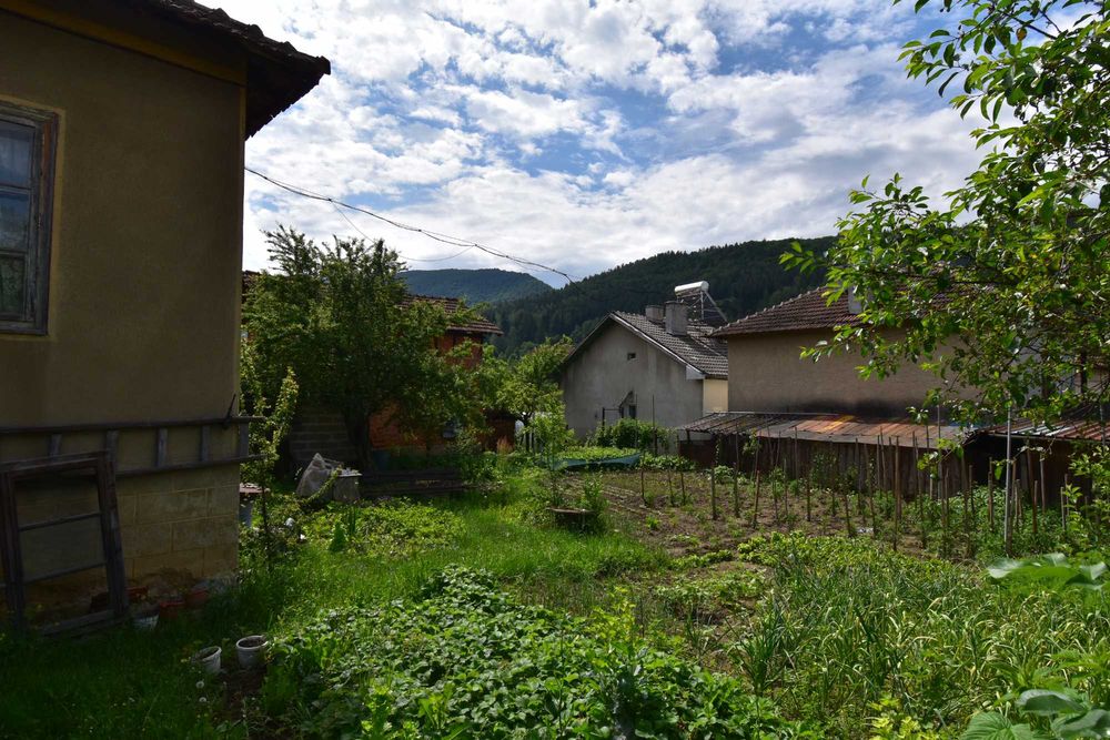 Продава се Къща в Етрополе - 70 кв.м за 693 €/кв.м - Снимка #8