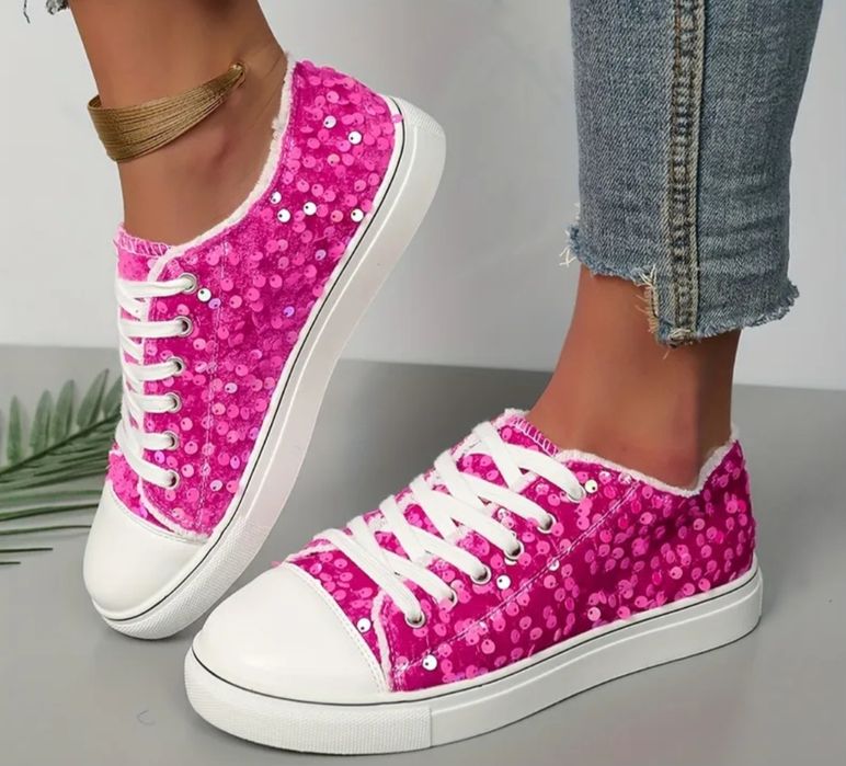 продам НОВЫЕ кеды 38 размер