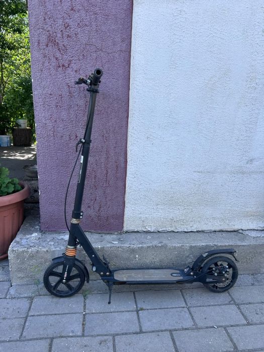 Продам самокат б/у