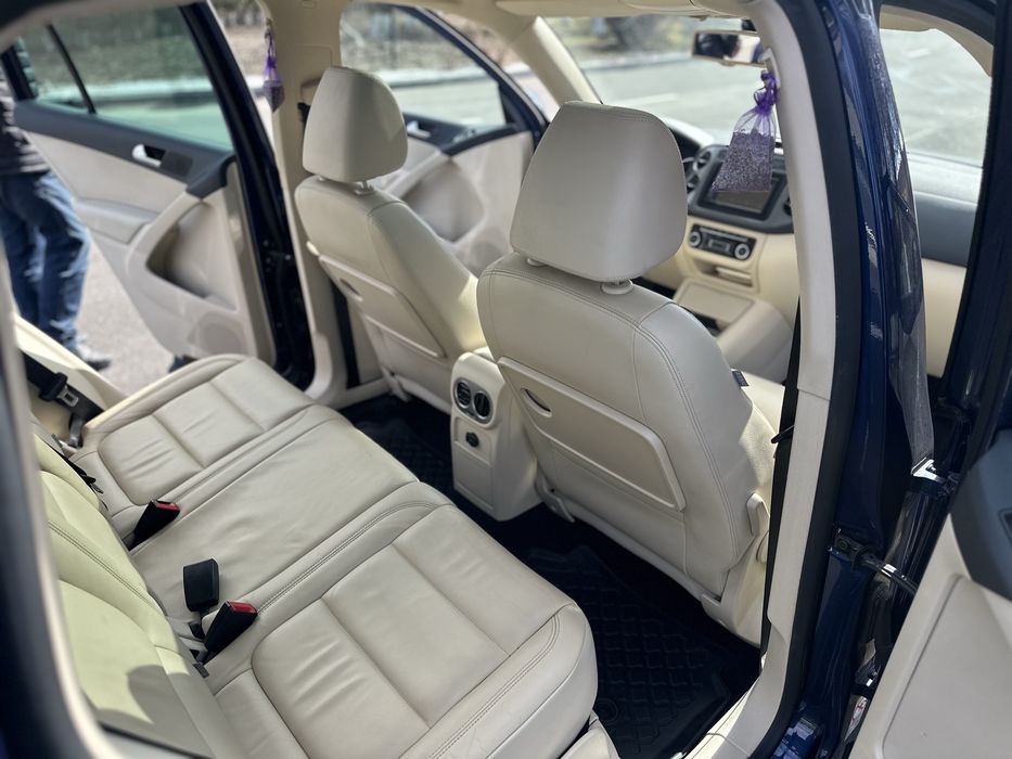 Volkswagen Tiguan 2010 2.0 tsi 4x4 200 cp automat